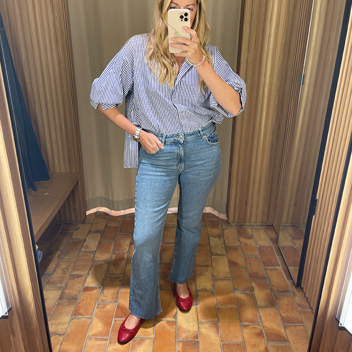 8 Best Straight-Leg Jeans For Midsize Girls With Hips