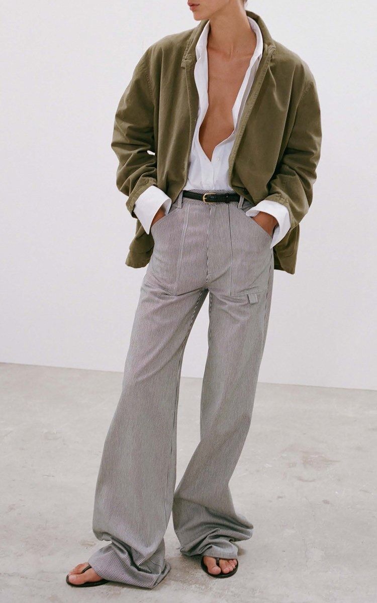 Fit & Flare Pant