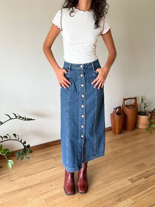 Lisa Says Gah + Quinn Midi Skirt in Vintage Indigo
