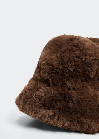 Mango + Fur-Effect Bucket Hat