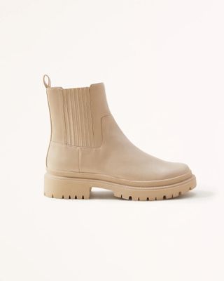 Abercrombie and Fitch + Chunky Chelsea Boots
