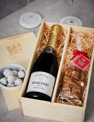 M&S + Champagne Cheers Gift Box