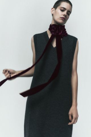 Zara + Floral Velevet Foulard