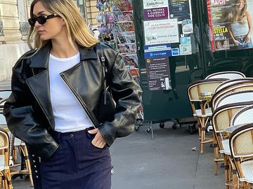 5 Outfits French Women in Paris Wear With Sneakers | Who What Wear
