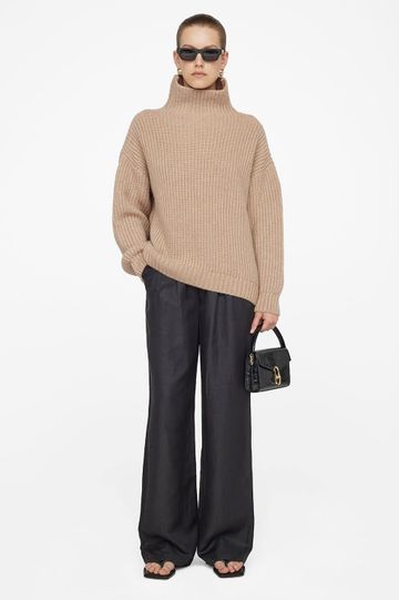 29 Chic Chunky Sweaters That Look Great With Jeans | Who What Wear