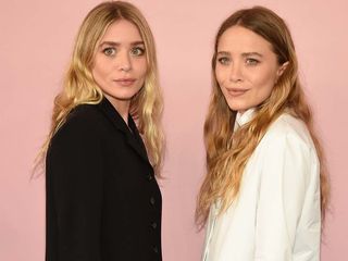 mary-kate-and-ashley-olsen-sneakers-303344-1667349628680-main