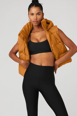 ALO + Gold Rush Puffer Vest in Toffee