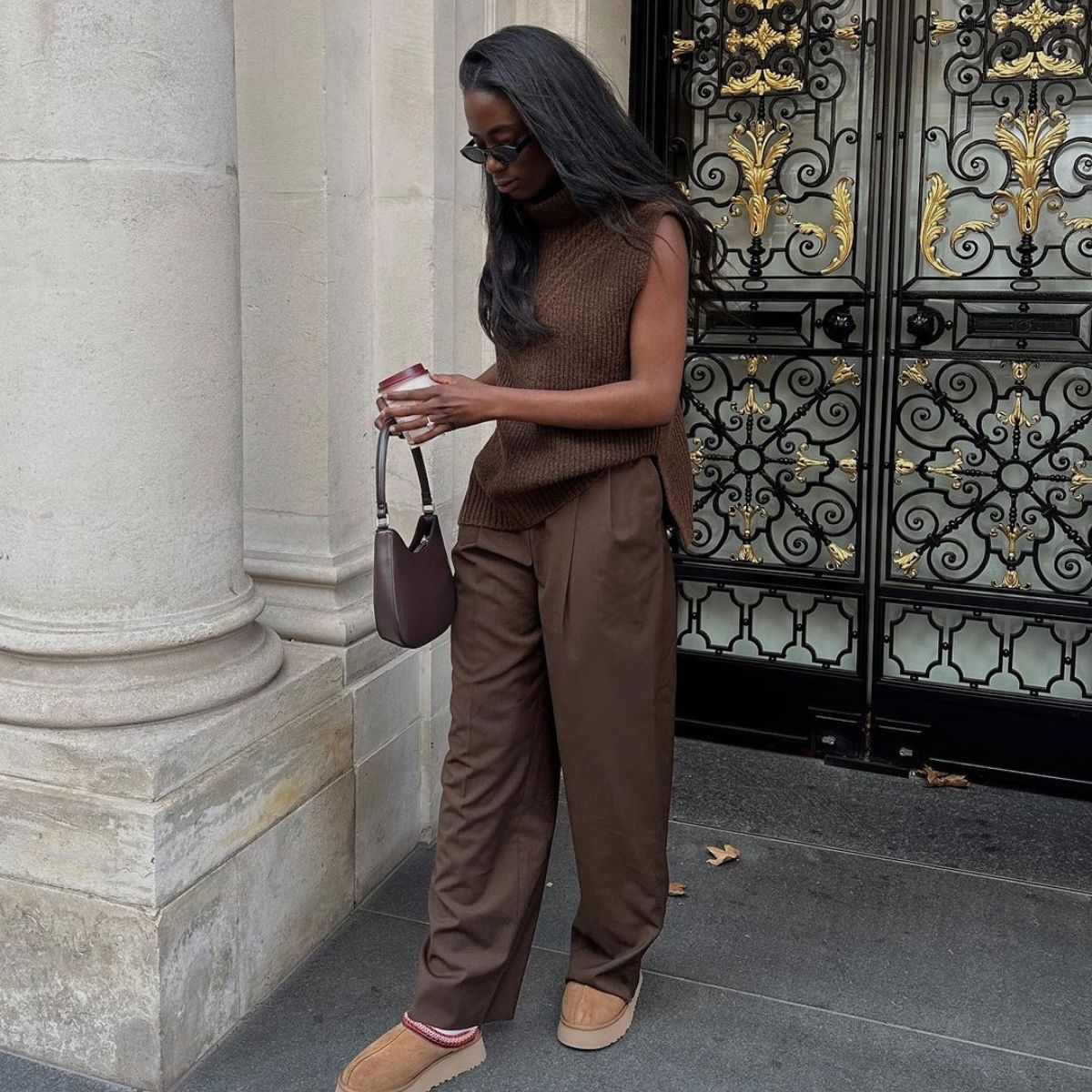 Brown Turtleneck with White Wide Leg Pants Outfits (2 ideas & outfits)