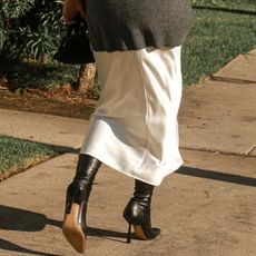 sock-boot-trend-303497-1667574614776-square