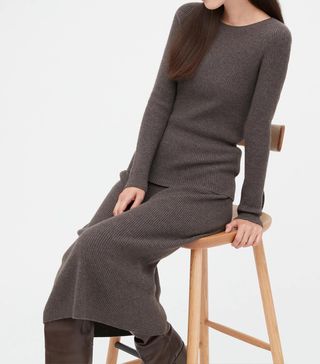 Uniqlo + 100% Cashmere 3D Knit Seamless Ribbed Skirt