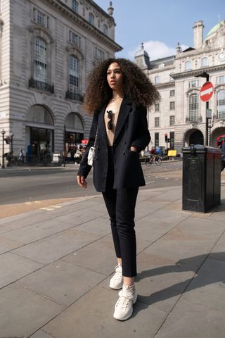 london-street-style-trouser-outfits-303700-1668368592732-image