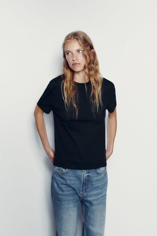Zara + Basic T-Shirt