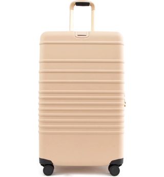 Béis + 21-Inch Rolling Spinner Suitcase