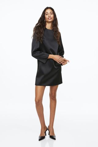 H&M + Long-Sleeved Dress