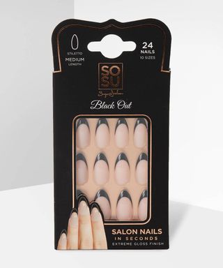Sosu + Blackout Press On Nails