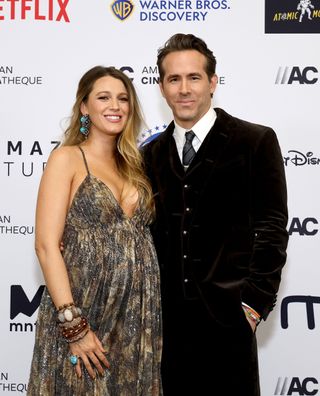 blake-lively-pregnancy-outfits-303857-1668803198731-image