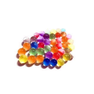 Housog + Water Beads