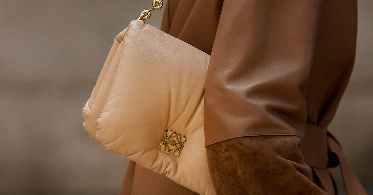 【LOEWE直営】セール価格！GOYA パフィーバッグ RED Loewe's Puffer Goya Bag Is Still Going to Be It in 2023