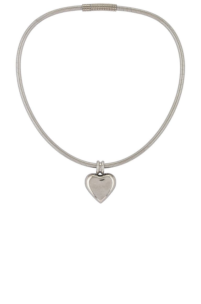 The Heart Necklace Fashion People Love | Who What Wear