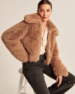 Abercrombie & Fitch + Drama Collar Faux Fur Coat