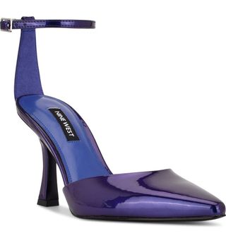 Nine West + Shaply Pointed Toe Pumps