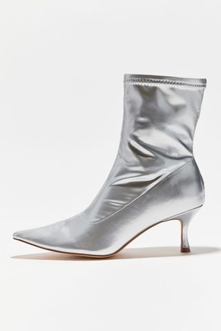 Urban Outfitters + Kamila Kitten Heel Ankle Boot