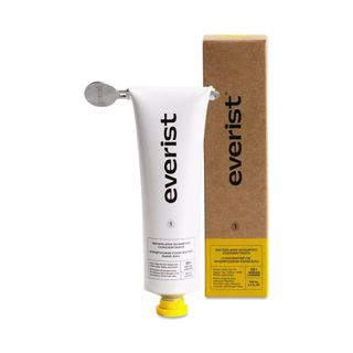 Everist + Waterless Shampoo Concentrate