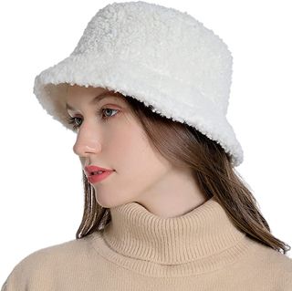 Muryobao + Winter Bucket Hat