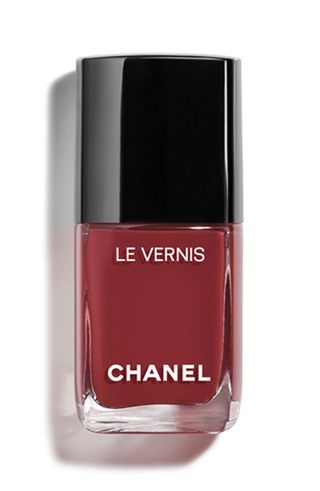Chanel + Le Vernis Longwear Nail Color in 165 Bois Des Iles