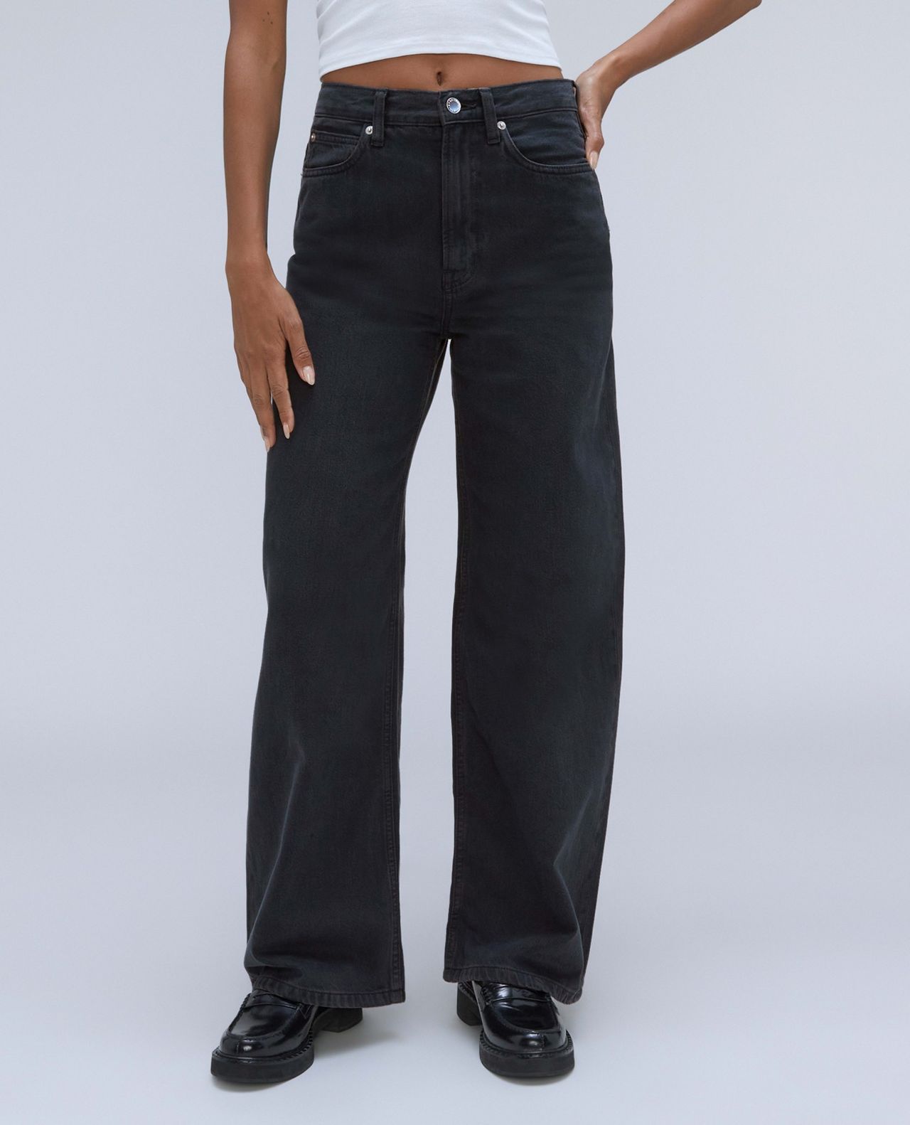 5 Stylish Black Jeans Outfits To Try Who What Wear 5-stylish-black-jeans-outfits-to-try-who-what-wear
