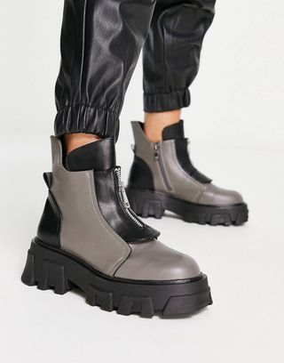 Public Desire + Exclusive Wide Fit Astra Zip Front Chunky Ankle Boots in Gray and Black