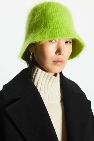 COS + Textured Knitted Bucket