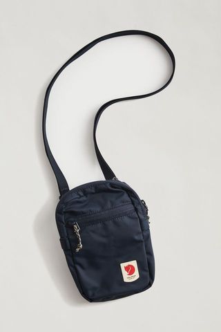 Fjallraven + Fjallraven High Coast Pocket Pack Sling Bag