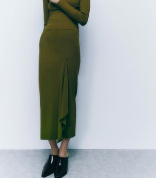 Zara + Ruffled Ribbed Skirt