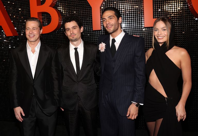 Margot Robbie and Her 65-Year-Old Mom Look Like Sisters | Who What Wear