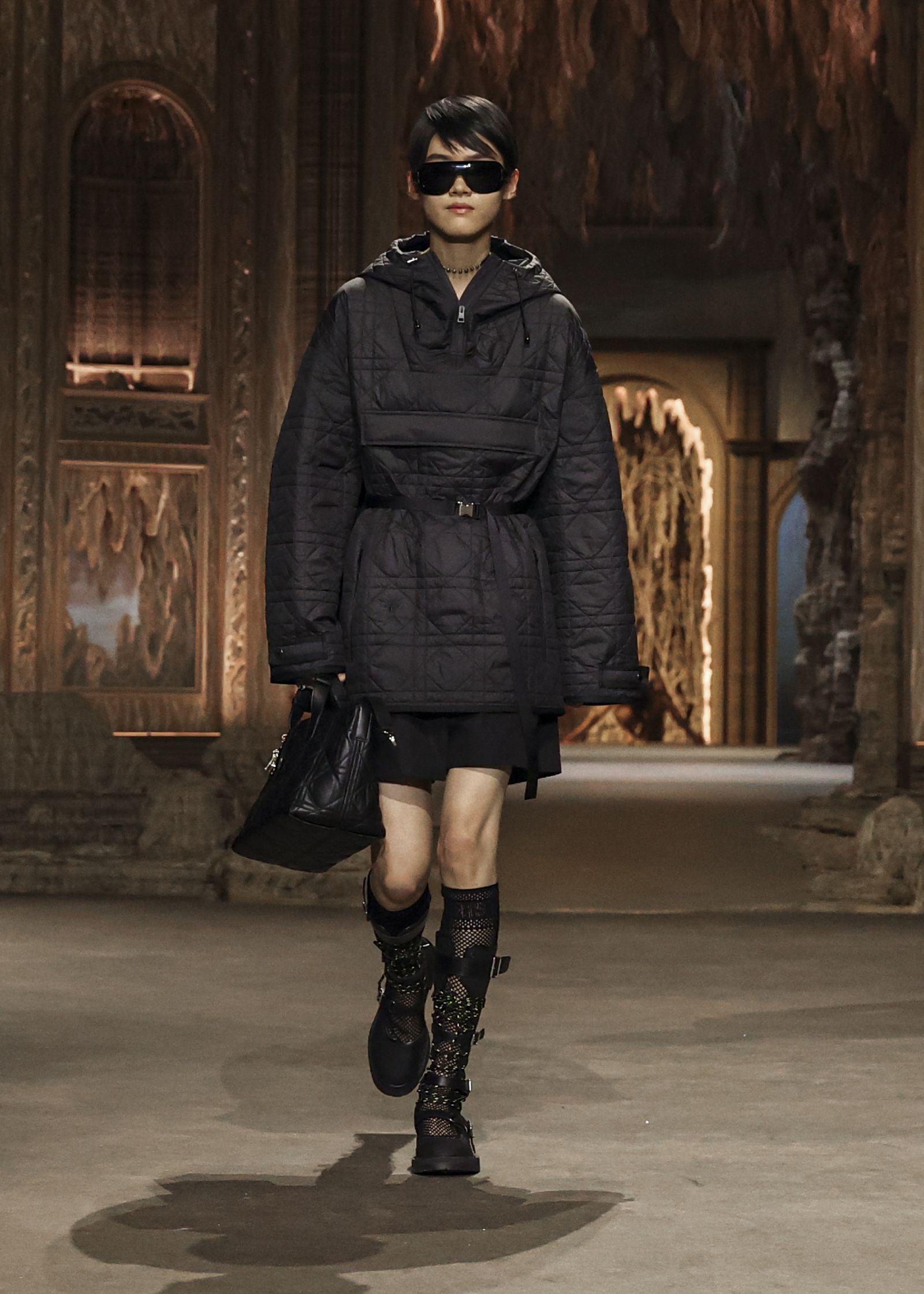 Black Is The Color That Will Be Dominating In 2023 Who What Wear black-is-the-color-that-will-be-dominating-in-2023-who-what-wear