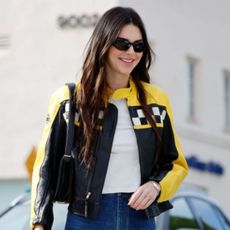 kendall-jenner-jeans-trend-304800-1673303195285-square