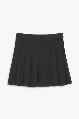 Monki + Black Pleated Mini Skirt