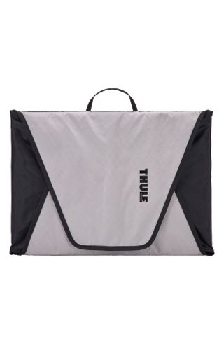 Thule + Travel Garment Folder
