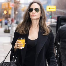 angelina-jolie-saint-laurent-icare-bag-304940-1673806510439-square