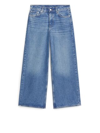 Arket + Cloud Low Loose Jeans