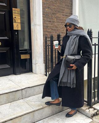 coat-and-scarf-outfit-trend-304958-1673969859229-main