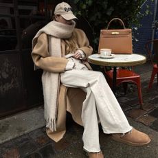 coat-and-scarf-outfit-trend-304958-1673973951065-square
