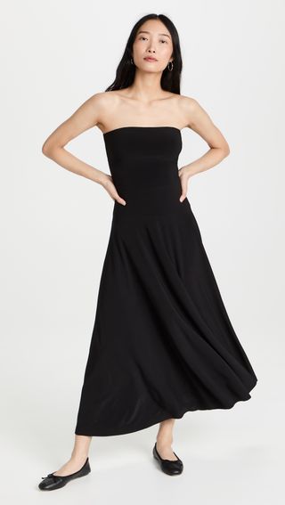 Norma Kamali + Strapless Flared Dress to Midcalf