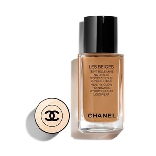 Chanel + Les Beiges Healthy Glow Foundation Hydration & Longwear