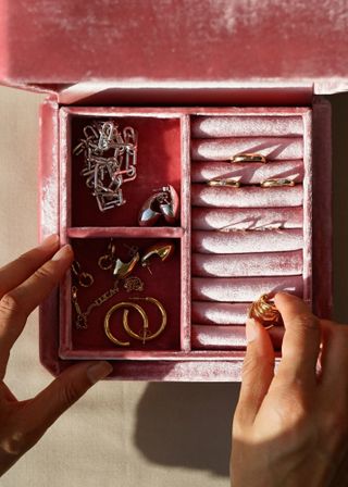 Otiumberg + The Otiumberg Jewellery Box