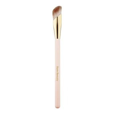 The 10 Best Concealer Brushes, According to Makeup Artists | Who What Wear