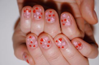 valentines-day-nails-305319-1675336864344-image