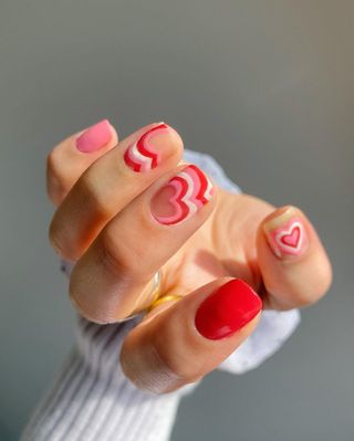 valentines-day-nails-305319-1675336877847-image