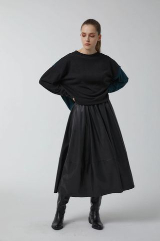 Ifg5 + Voluminous Leather Skirt